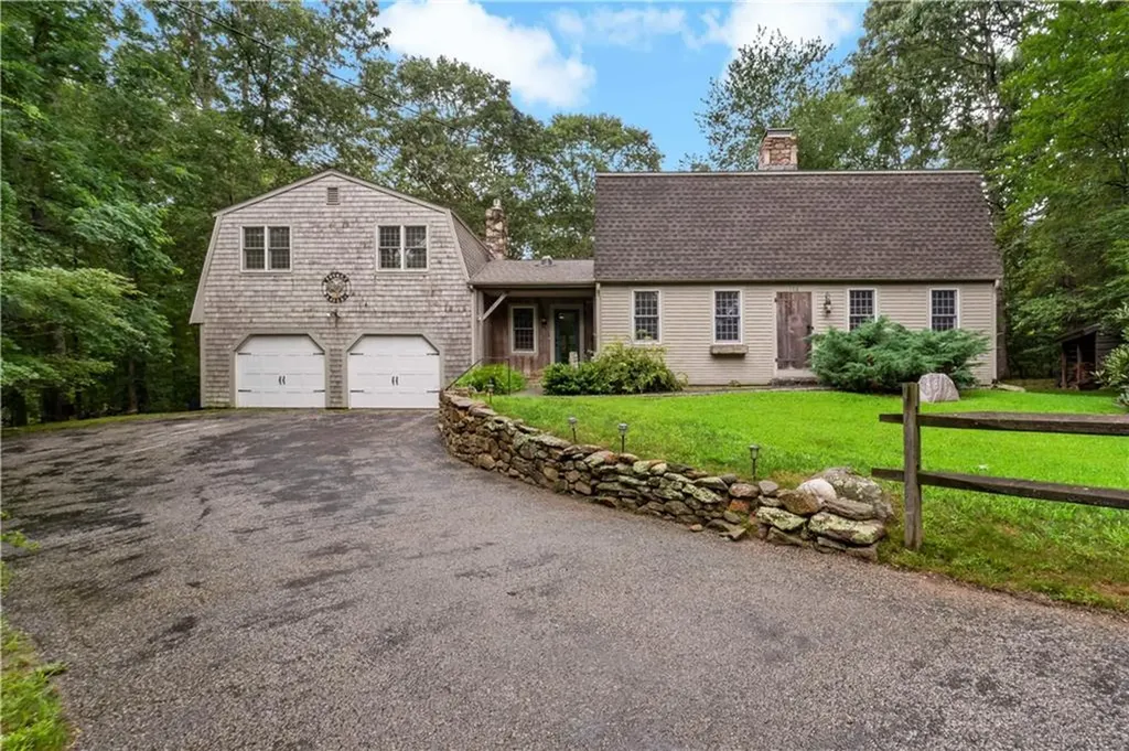 172 Estelle Drive South Kingstown RI 02892