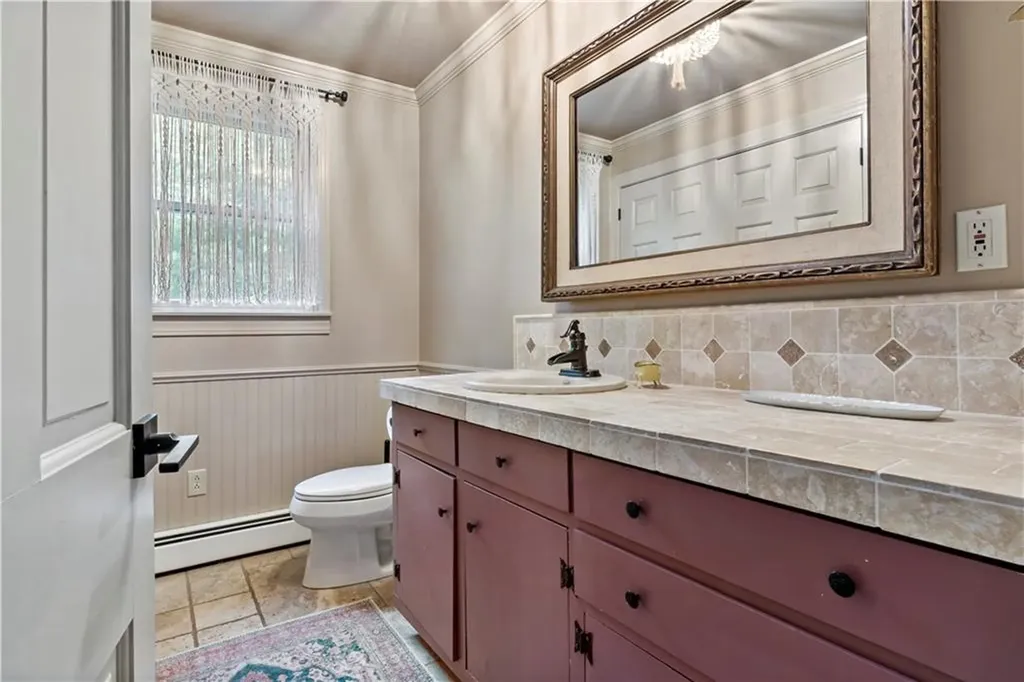 172 Estelle Drive South Kingstown RI 02892