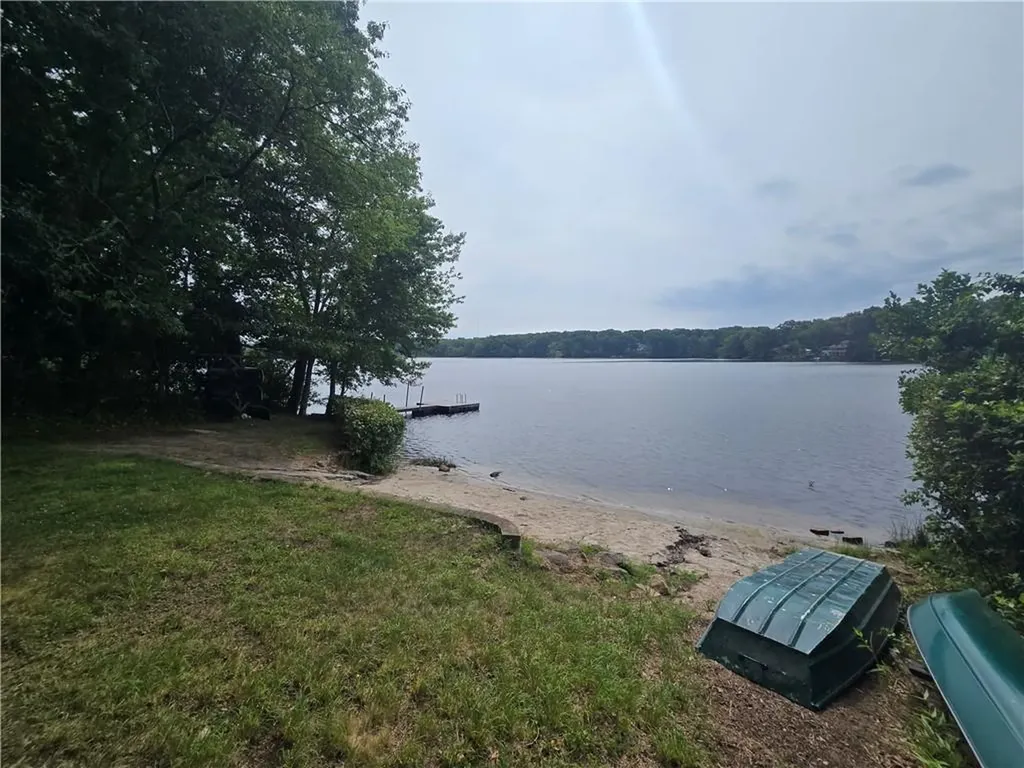 172 Estelle Drive South Kingstown RI 02892