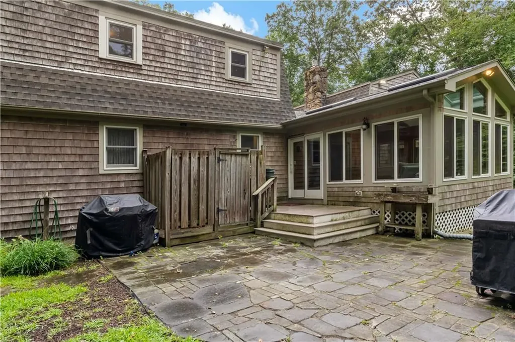 172 Estelle Drive South Kingstown RI 02892