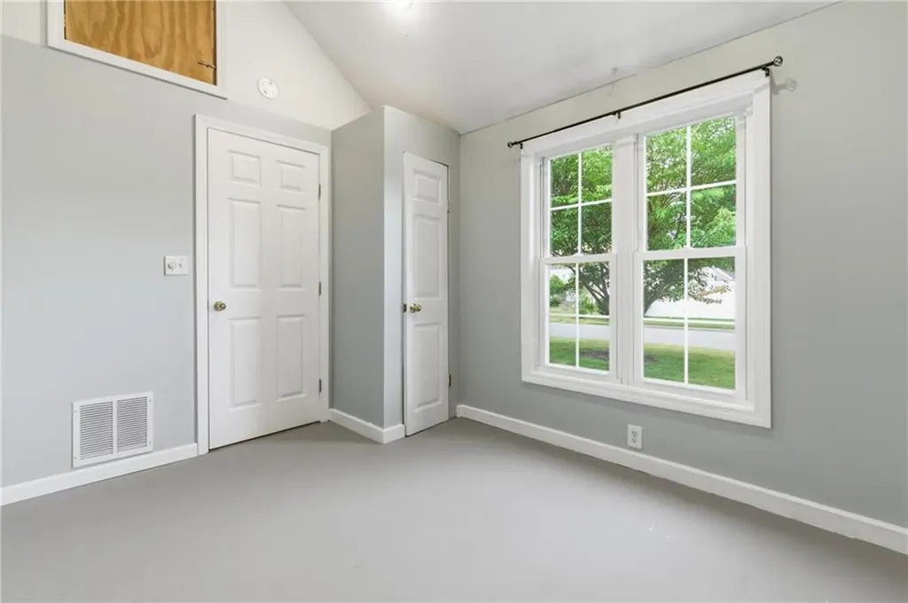 38 Franklin Street East Providence RI 02915