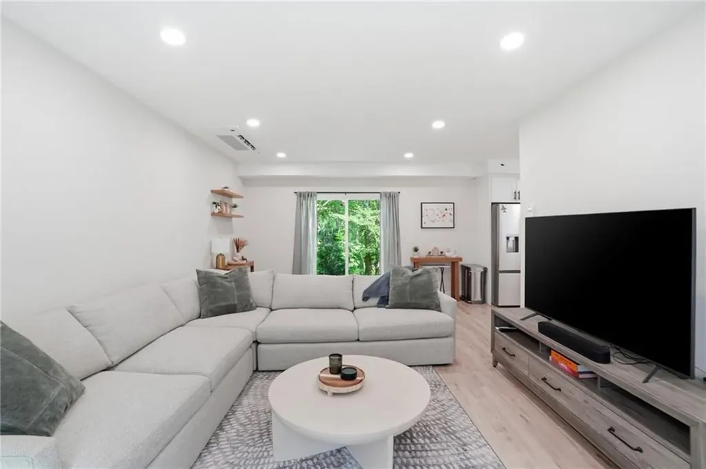 72 Wilbur Road Lincoln RI 02865