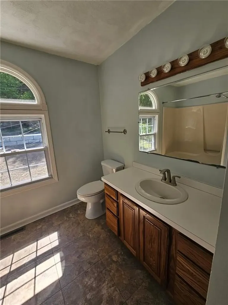 49 Whiting Lane Burrillville RI 02859