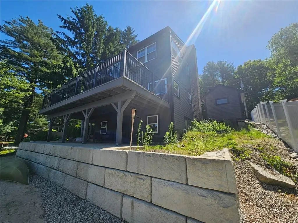 49 Whiting Lane Burrillville RI 02859