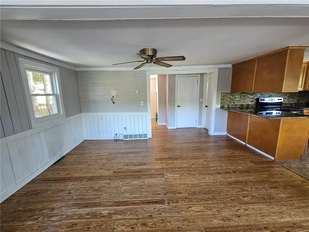 49 Whiting Lane Burrillville RI 02859