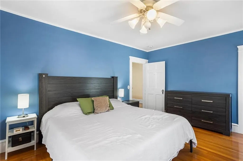53 Cathedral Avenue Providence RI 02908
