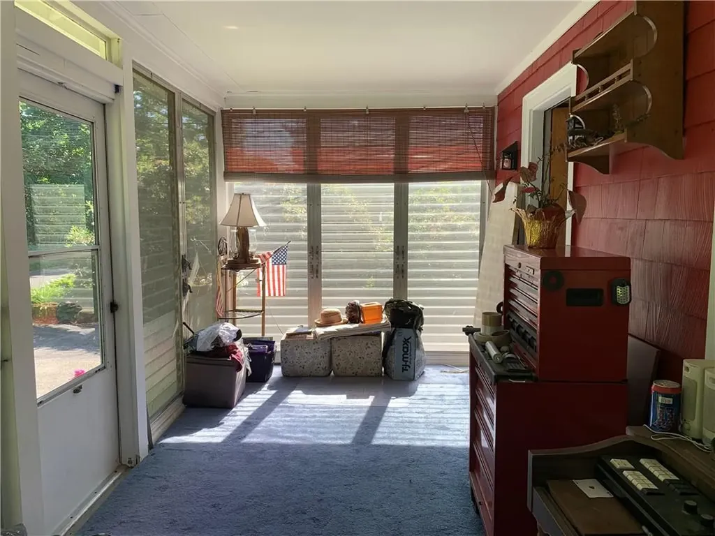 28 Old Reservoir Road Cumberland RI 02884