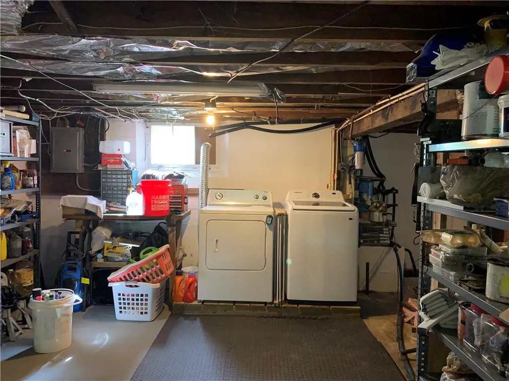 28 Old Reservoir Road Cumberland RI 02884