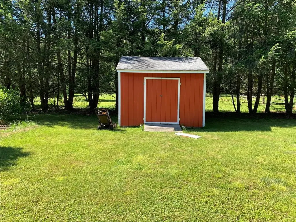 28 Old Reservoir Road Cumberland RI 02884