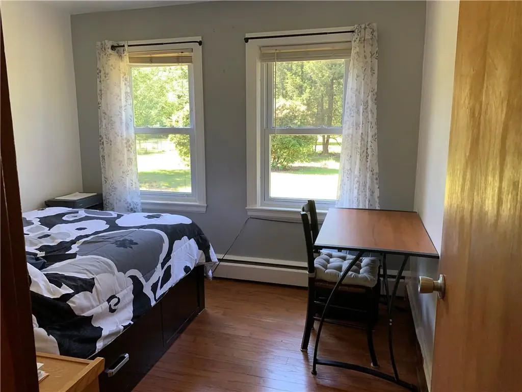 28 Old Reservoir Road Cumberland RI 02884