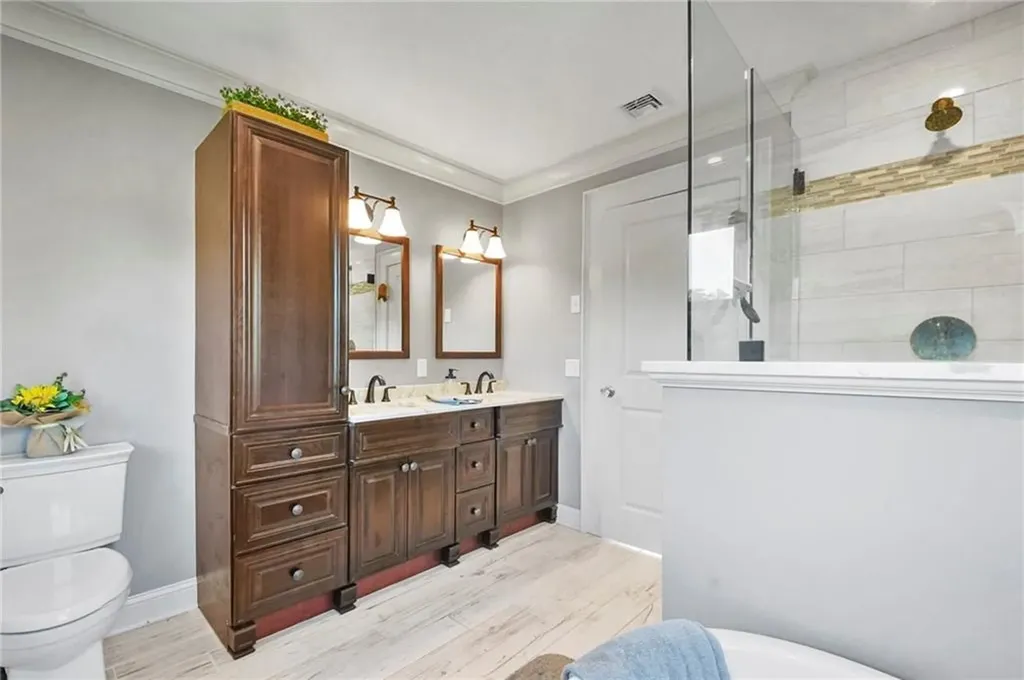 170 Saxony Avenue Tiverton RI 02878