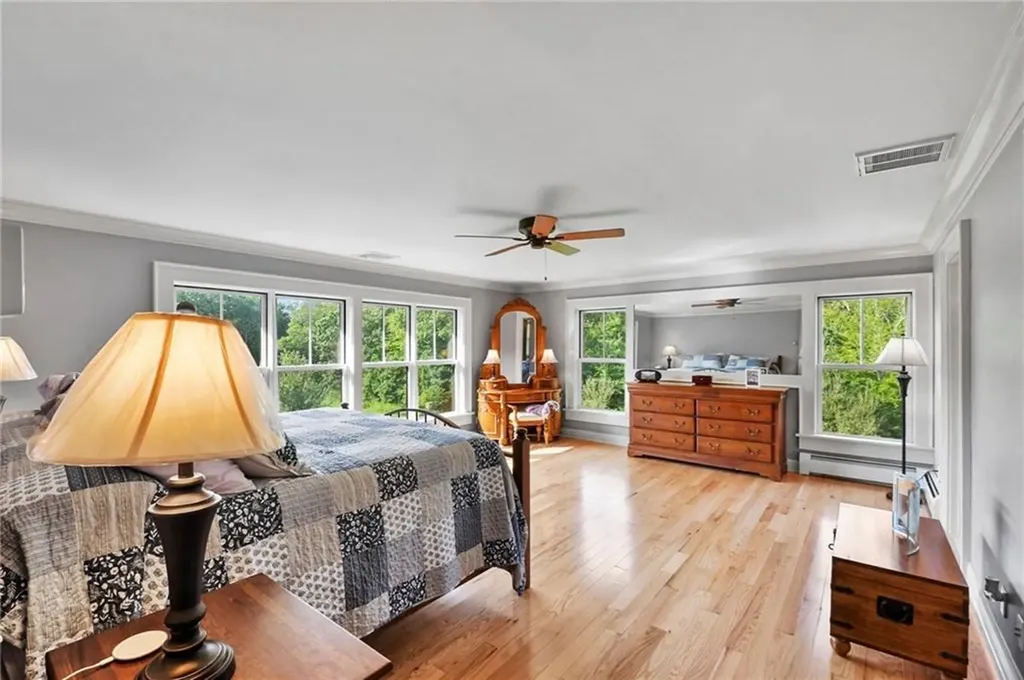 170 Saxony Avenue Tiverton RI 02878