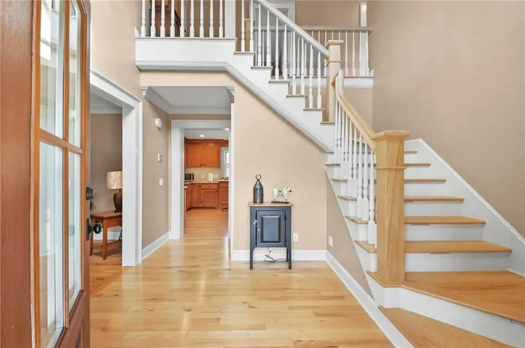 170 Saxony Avenue Tiverton RI 02878