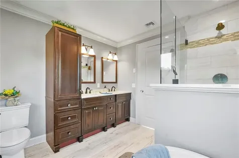 170 Saxony Avenue Tiverton RI 02878