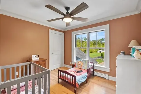 170 Saxony Avenue Tiverton RI 02878