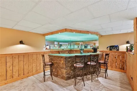 170 Saxony Avenue Tiverton RI 02878
