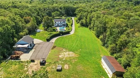 170 Saxony Avenue Tiverton RI 02878
