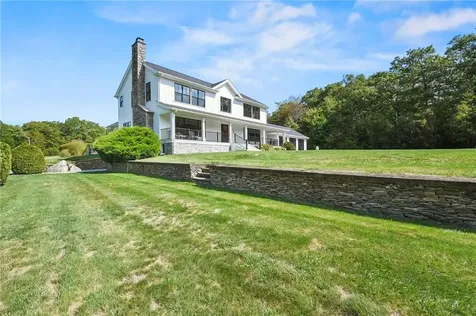 170 Saxony Avenue Tiverton RI 02878