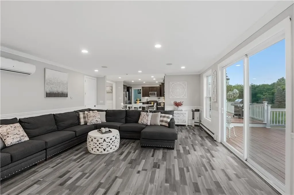 12 Woodlake Drive Johnston RI 02919