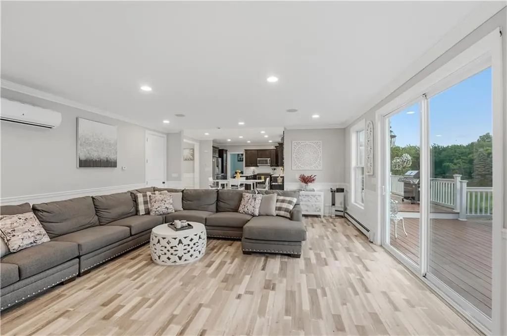 12 Woodlake Drive Johnston RI 02919