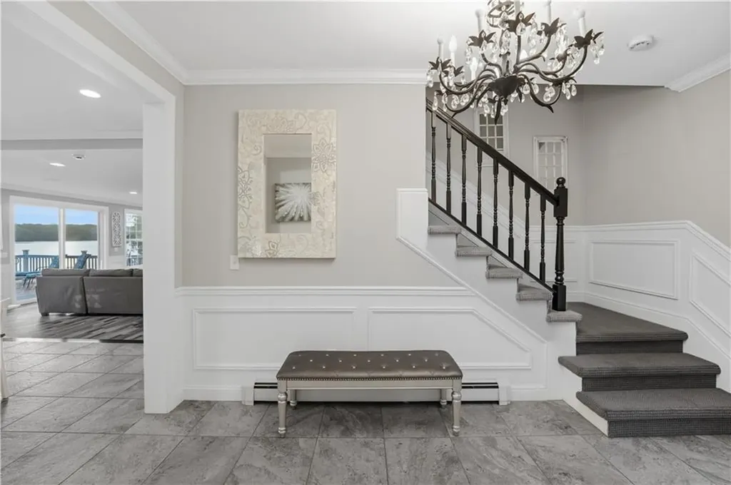 12 Woodlake Drive Johnston RI 02919