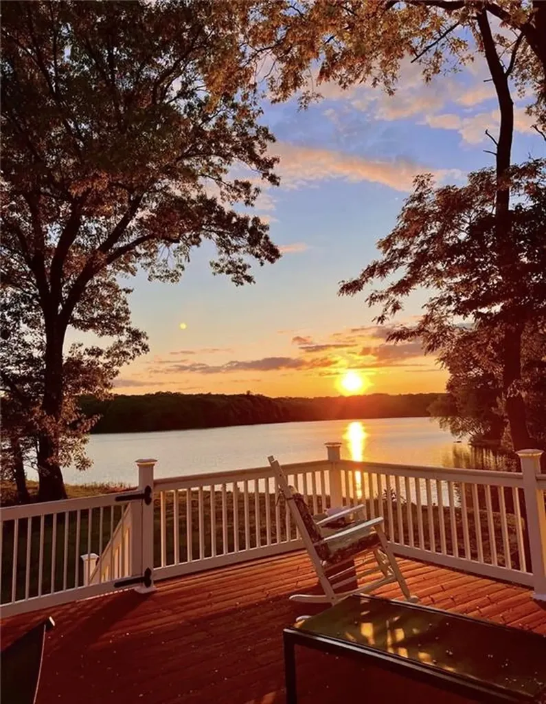 12 Woodlake Drive Johnston RI 02919