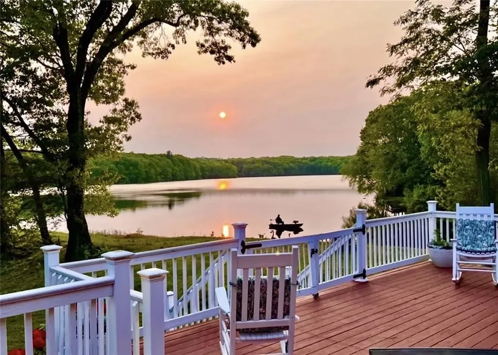 12 Woodlake Drive Johnston RI 02919