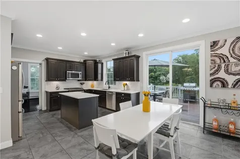 12 Woodlake Drive Johnston RI 02919