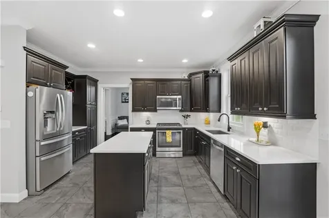 12 Woodlake Drive Johnston RI 02919