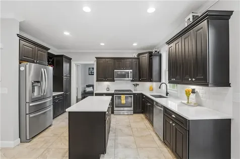 12 Woodlake Drive Johnston RI 02919
