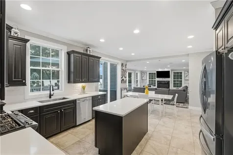 12 Woodlake Drive Johnston RI 02919
