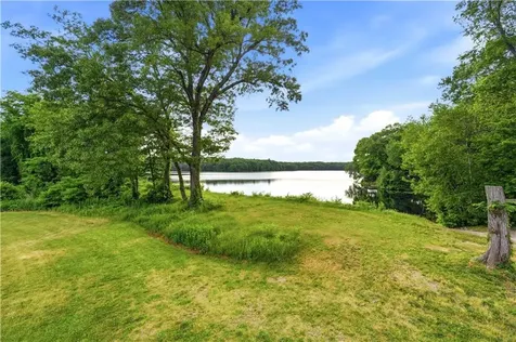 12 Woodlake Drive Johnston RI 02919