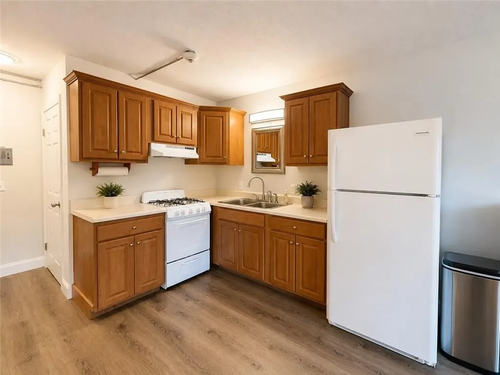 3940 Post Road Warwick RI 02886