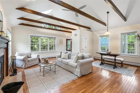 4 Garfield Avenue Bristol RI 02809