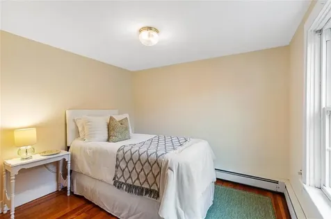 4 Garfield Avenue Bristol RI 02809