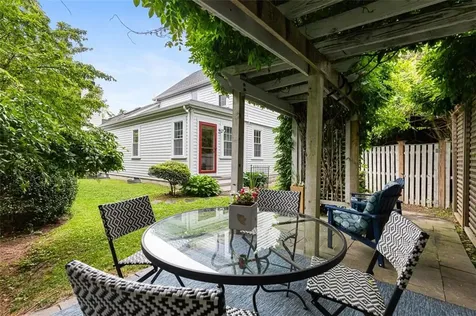 4 Garfield Avenue Bristol RI 02809