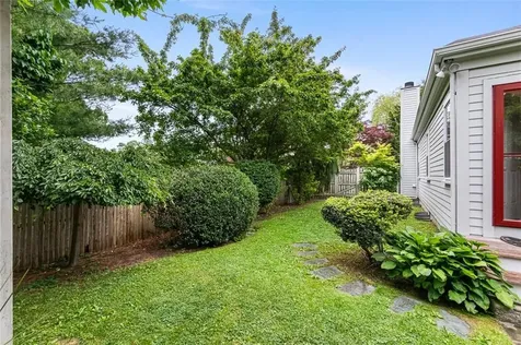 4 Garfield Avenue Bristol RI 02809