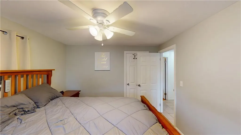 27 Amherst Road Warwick RI 02889