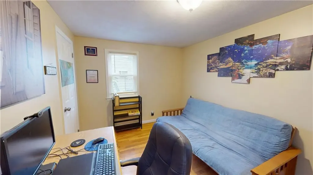 27 Amherst Road Warwick RI 02889