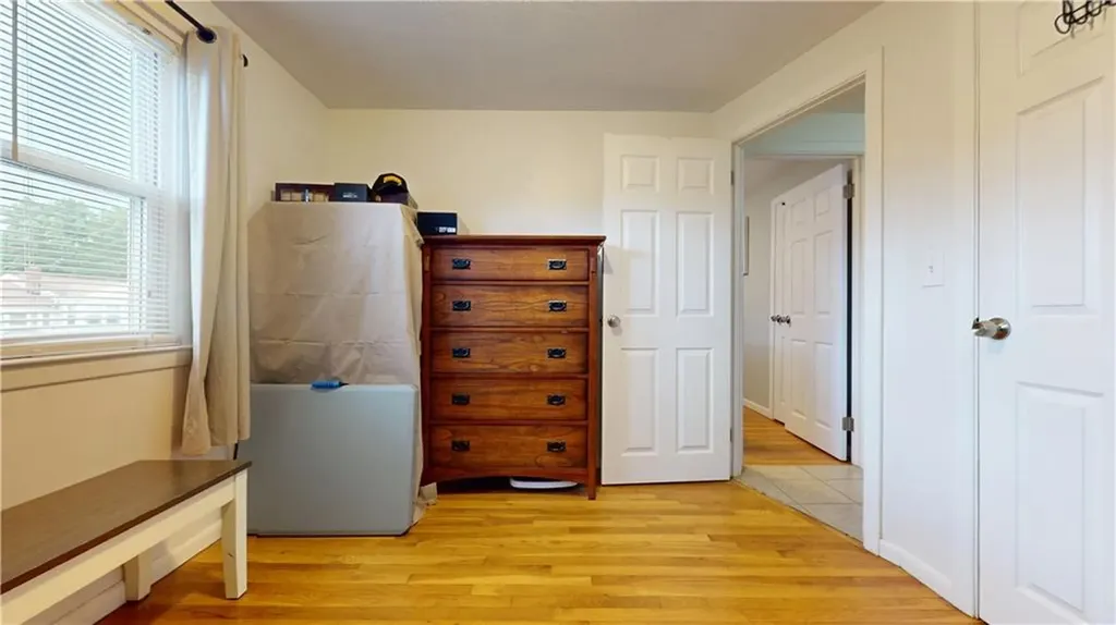 27 Amherst Road Warwick RI 02889