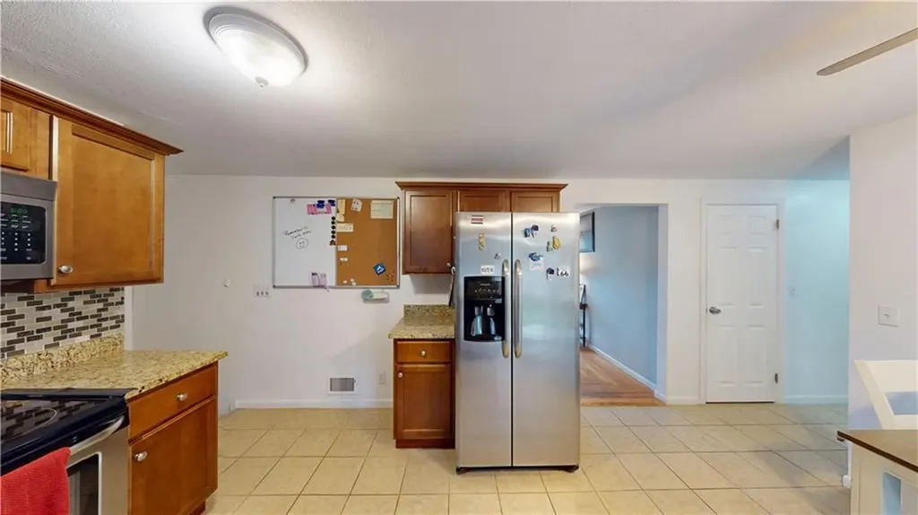 27 Amherst Road Warwick RI 02889