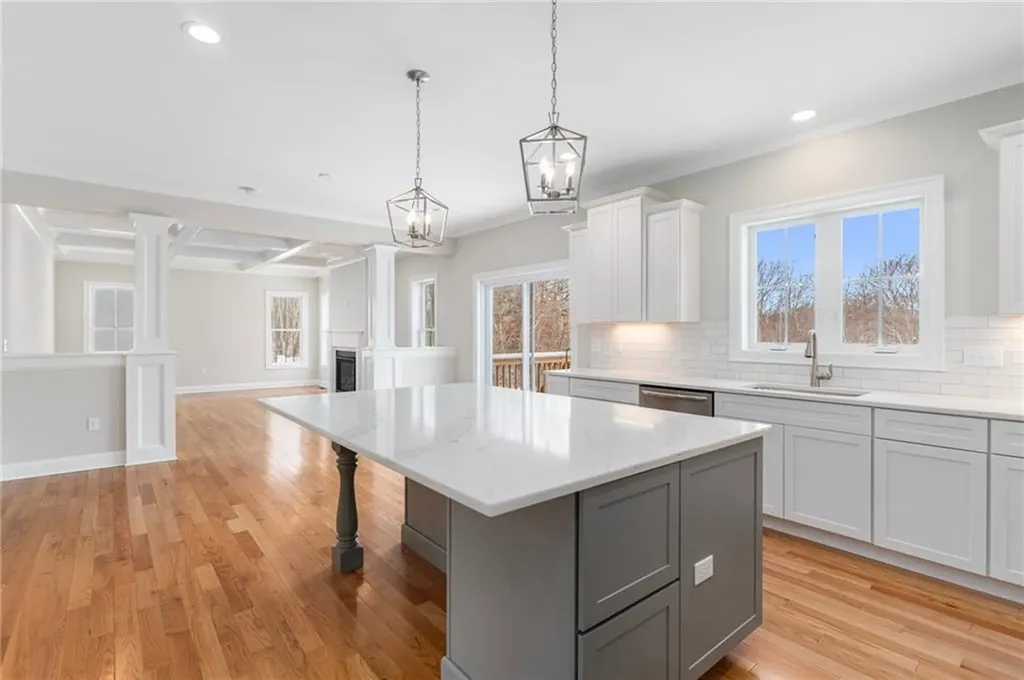 61 Cardinal Road Cranston RI 02921