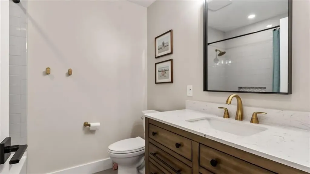 83 Nicole Drive West Warwick RI 02893