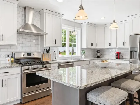 125 Winslow Way Swansea MA 02777