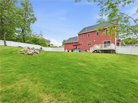 125 Winslow Way Swansea MA 02777