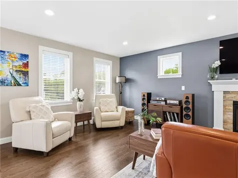 125 Winslow Way Swansea MA 02777
