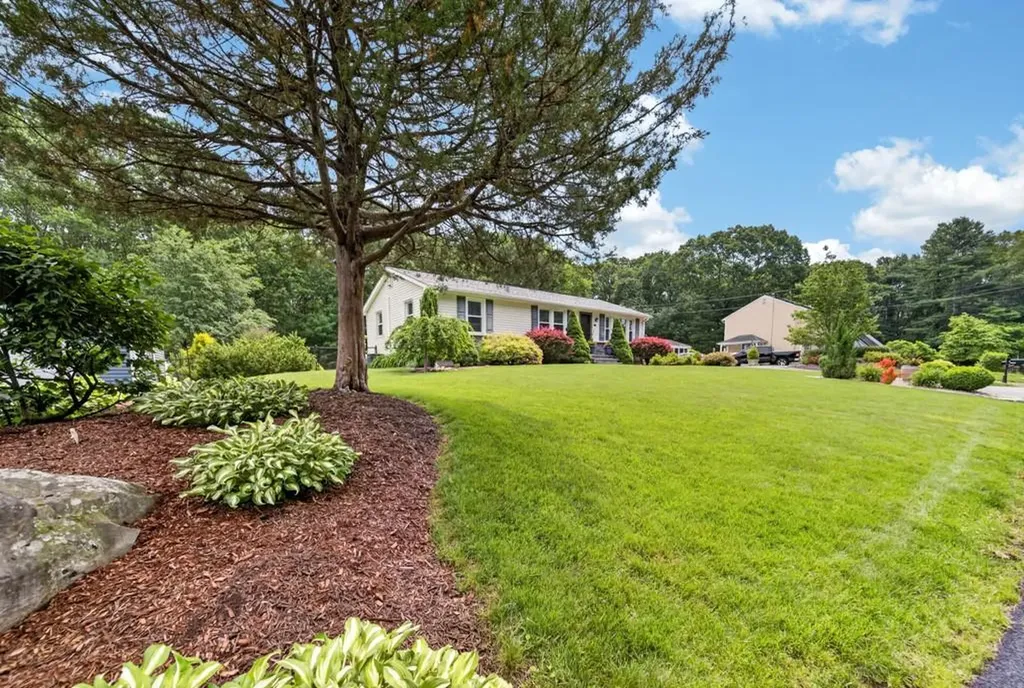 151 Signal Rock Drive North Kingstown RI 02852
