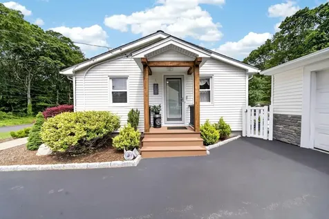 151 Signal Rock Drive North Kingstown RI 02852