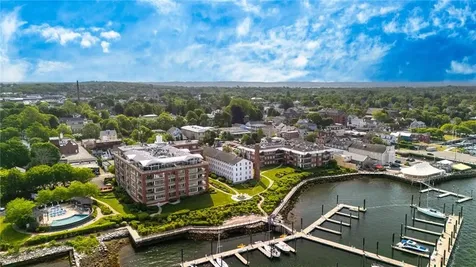 341 Thames Street Bristol RI 02809