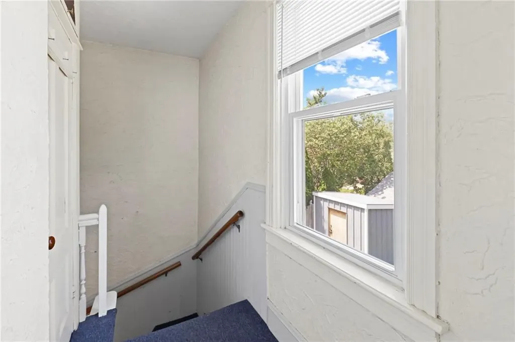 205 Pawtuxet Avenue Warwick RI 02888